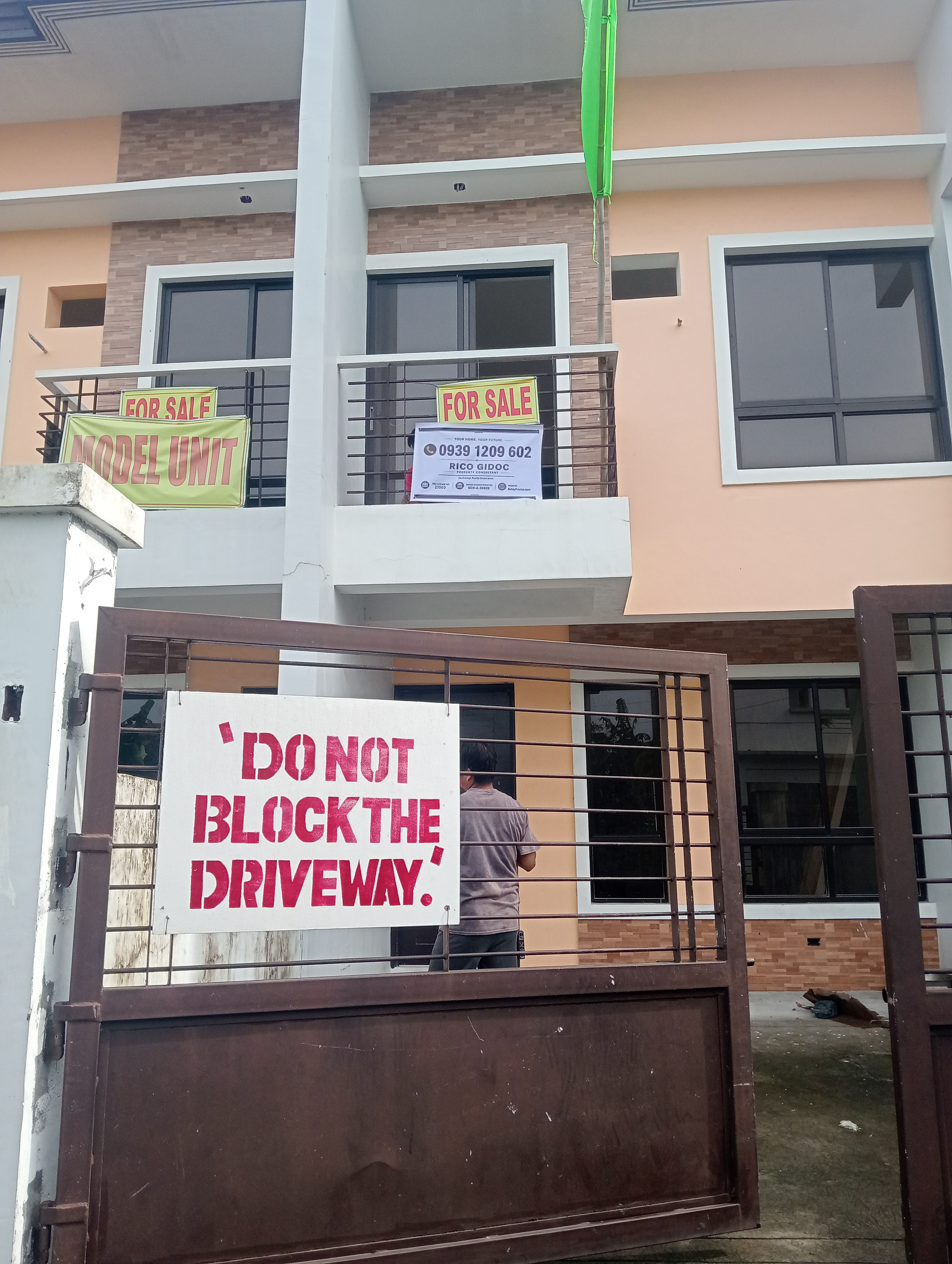 VISTA PILAR VILLAGE TOWNHOUSE