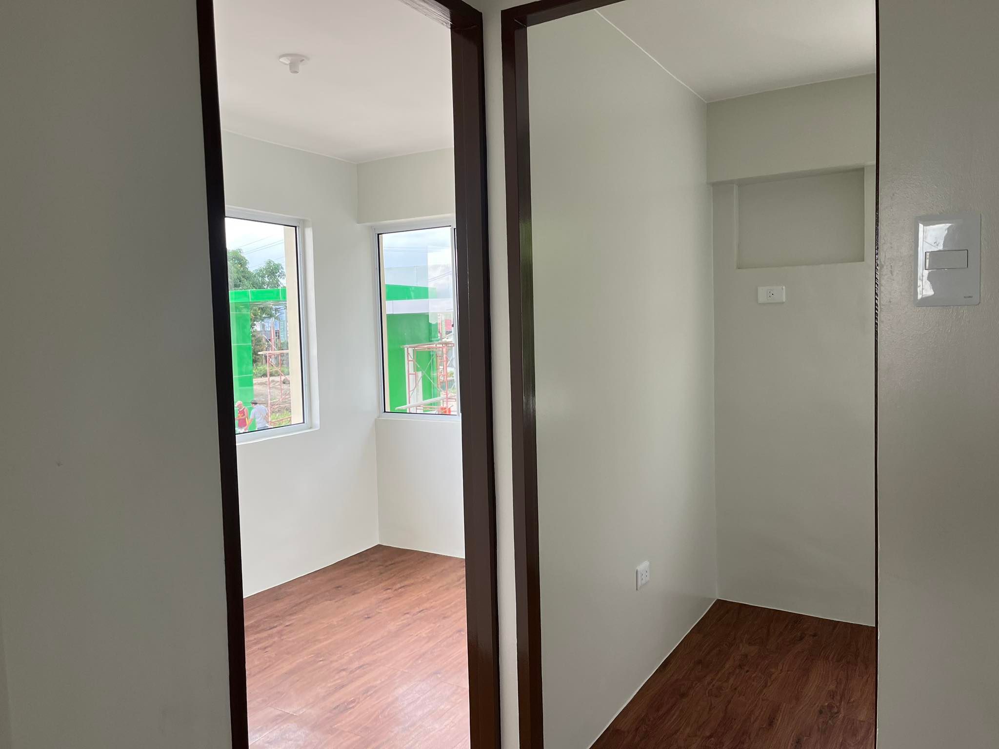NEUVILLE TOWNHOUSE